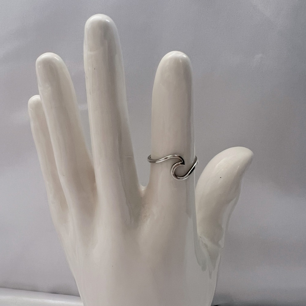 Silver Wave Ring